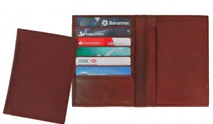 Porta pasaporte piel